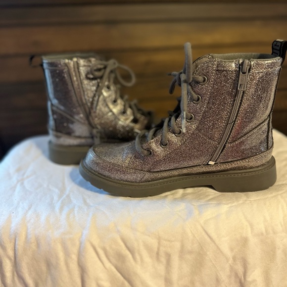 UGG Kids Ashton Lace-Up Glitter Size 4 Sparkle Tie Up Rainboot Boot - Picture 6 of 6